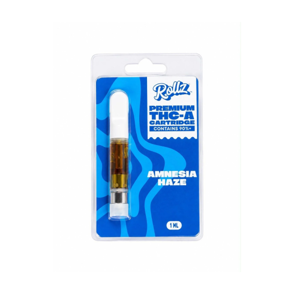 Die Rollz THCA 90 % – Pure Extract CBD-Patrone bietet eine Rezeptur mit einer angegebenen Konzentration von 90 % THCA (Tetrahydrocannabinolsäure) und ist in fünf Geschmacksrichtungen erhältlich: Amnesia Haze, Grape Soda, Runtz, MAC und OG Kush. Das Sortiment deckt sehr unterschiedliche Geschmackswelten ab, von der frischen Zitrone von Amnesia Haze über die Traube von Grape Soda bis hin zum fruchtigen Charakter von Runtz und den eher erdigen, holzigen und „gasartigen“ Noten von MAC und OG Kush.